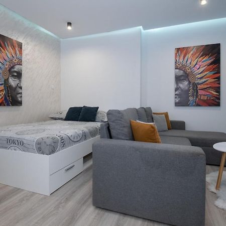 Apartment Viktorija ดูบรอฟนิก ภายนอก รูปภาพ
