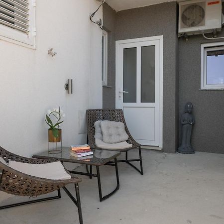Apartment Viktorija ดูบรอฟนิก ภายนอก รูปภาพ