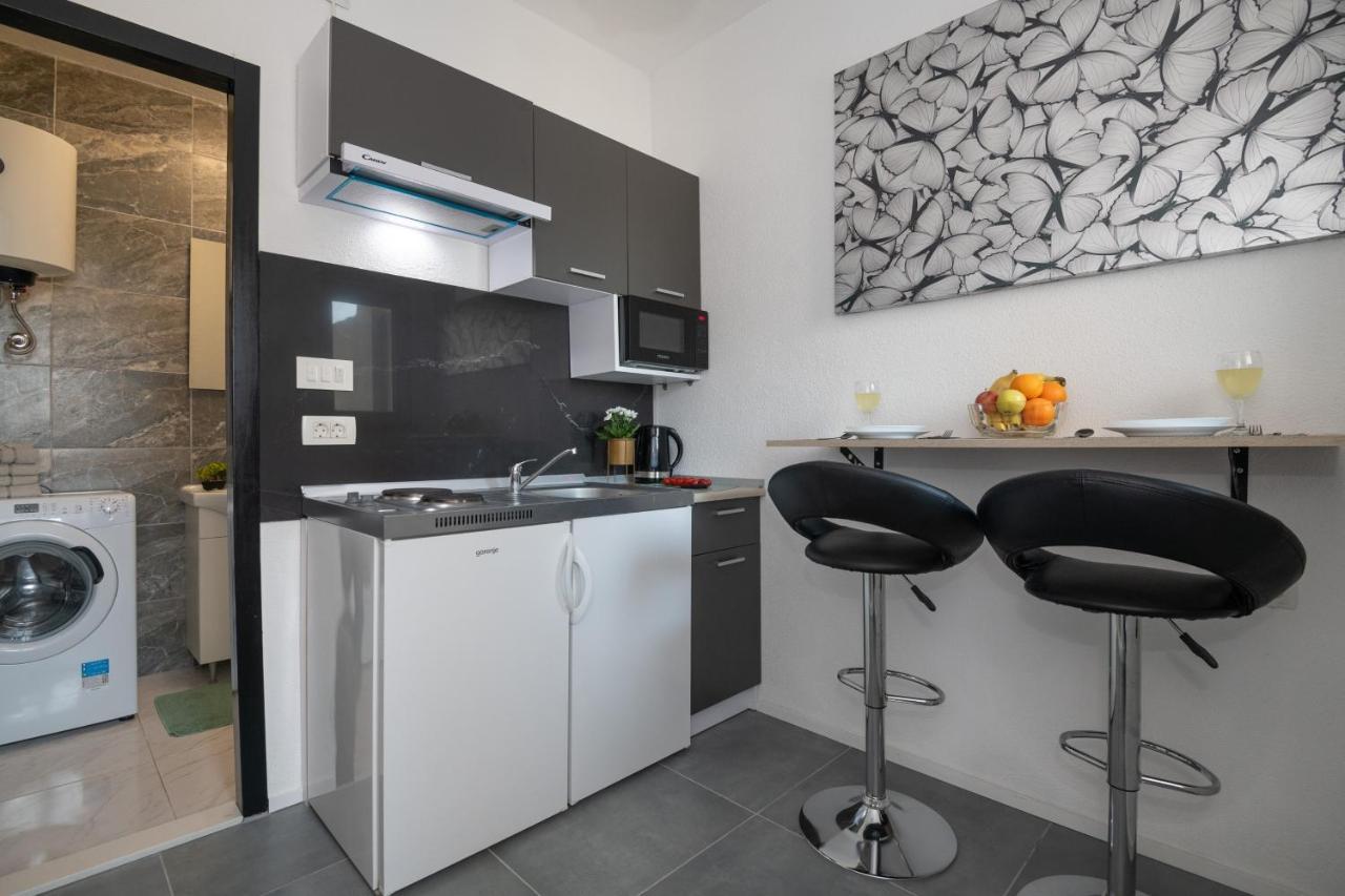Apartment Viktorija ดูบรอฟนิก ภายนอก รูปภาพ